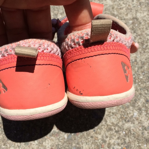 PLAE Sandal Neon Peach T8 - Picture 4 of 10